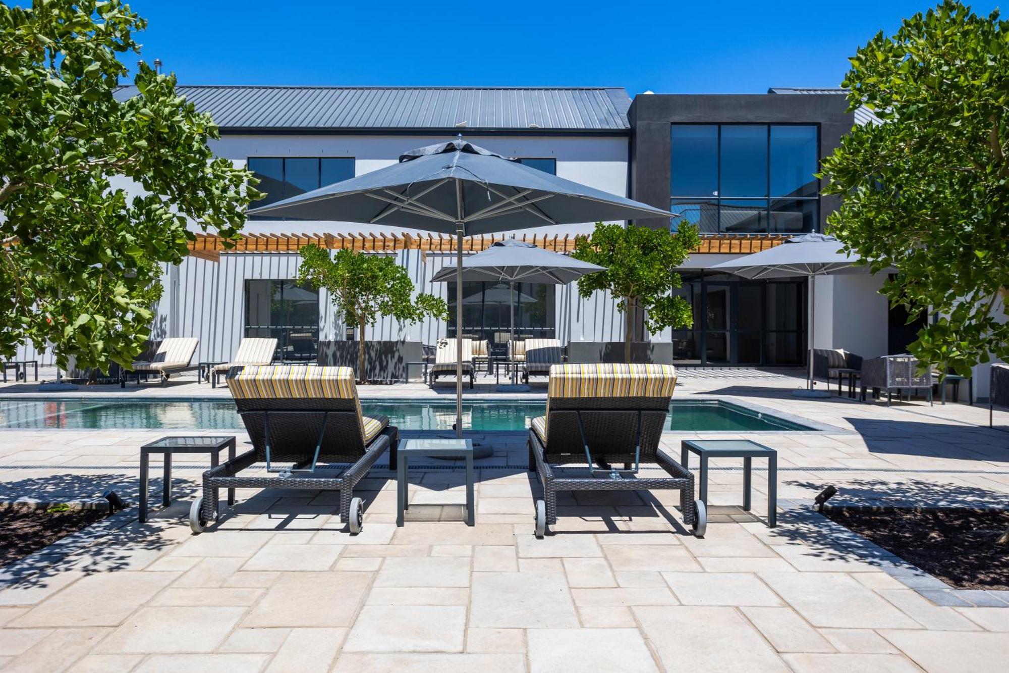 Franschhoek Hotel Экстерьер фото