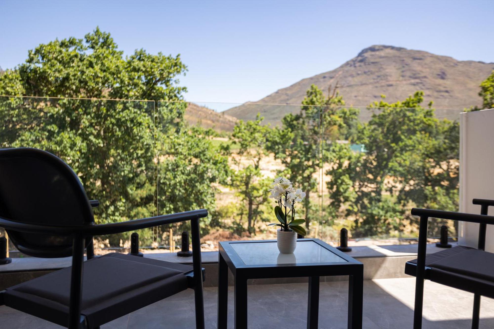 Franschhoek Hotel Экстерьер фото